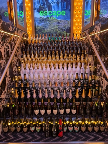 クラブ エスケープ ナホ 🙂↕️⋆꙳1