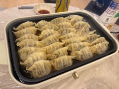 クラブ エスケープ ナホ 餃子🥟1