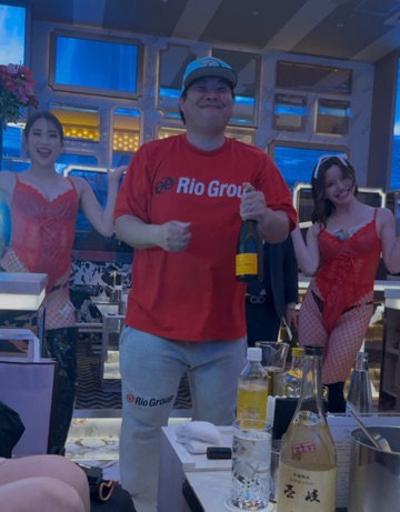 クラブ エスケープ 玲奈 昨日🍫💝🥂1