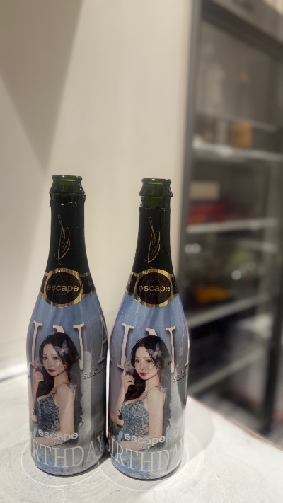 クラブ エスケープ りな 今年も!!!1