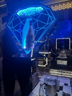 クラブ エスケープ りさ ポンッ!!1