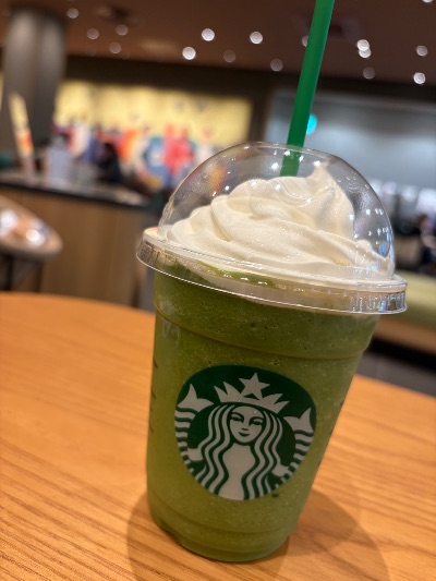 クラブ エスケープ ゆん スタバ💚💛1