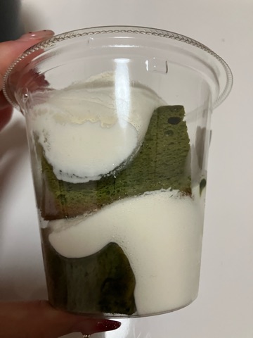 くらぶ 怜 花純 お腹空いたのでスイーツの写真✨💖🧁✨1