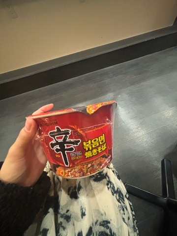 ラウンジリオ中洲 ありす 辛焼きそば🙌✨1