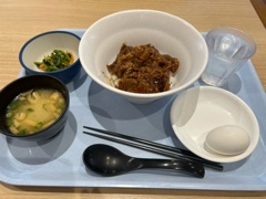 ラウンジリオ中洲 れんか 学食1