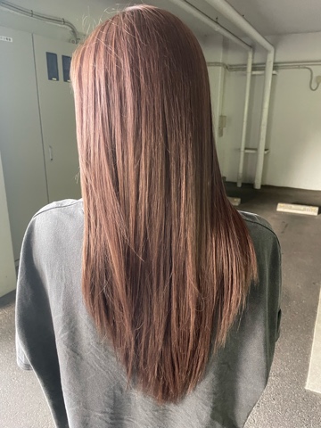 ラウンジリオ中洲 りの 髪染めたの1