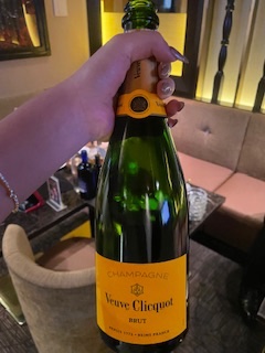 ラウンジリオ中洲 せいら 出勤1