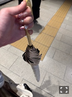 ラウンジリオ中洲 すず 駅に傘忘れて🥲1