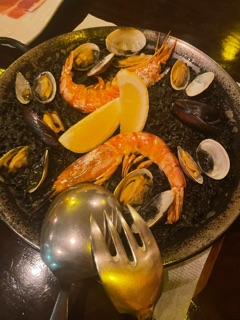 ラウンジリオ博多 かずは パエリア1