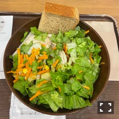 ラウンジリオ博多 こと 久しぶりの🥗1