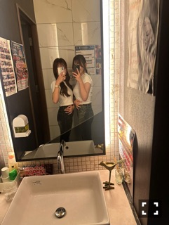 ラウンジリオ博多 こと 双子コーデ1