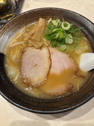 ラウンジリオ博多 るか 🍜1