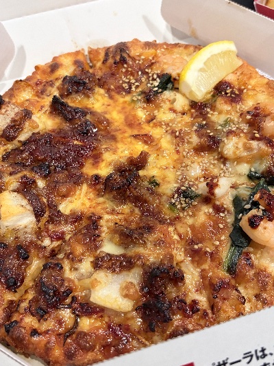 ラウンジリオ博多 さら ピザーラ1