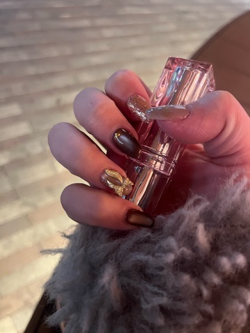 ラウンジリオ大橋 あやめ ねいる1