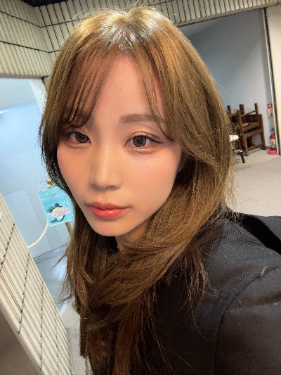 ラウンジリオ立川 せら 髪染めた!1