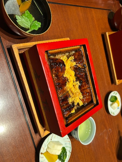 クラブ ロエ みはる うなぎ1