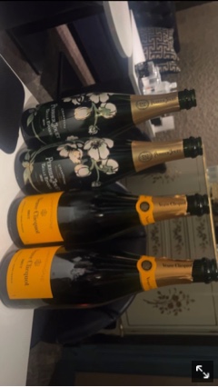 クラブ ロエ まい 🥂1