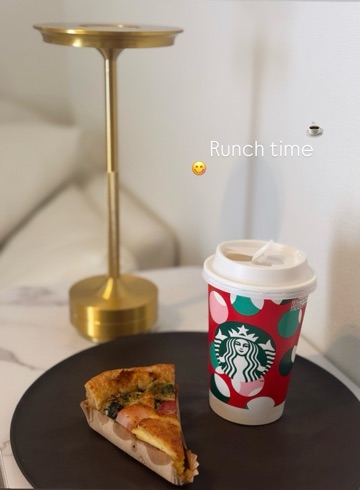 クラブ ロイヤル あいか Runch time😋☕️🤍1