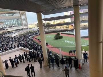 クラブ ロイヤル りかこ 🏇💥土曜日の小倉競馬場、人多すぎ問題💥🏇1